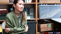 Shoplifter Teen Babe Jade Noir is with officer dying to get inside her